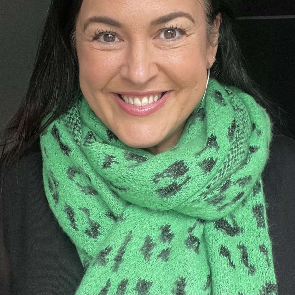 Asymmetric Leopard Scarf - Green